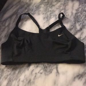 Nike sports bra 34c